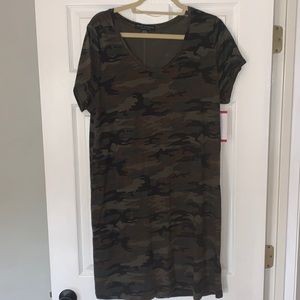 Short sleeve camp dress